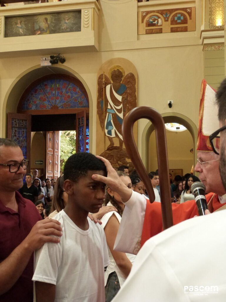 Sacramento da Crisma 23/08/2026