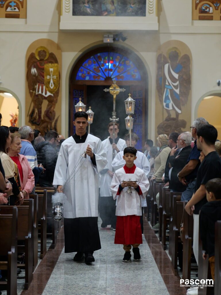 18 ANOS DE ELEVAÇÃO DO SANTUARIO DE SANTA RITA DE EXTREMA