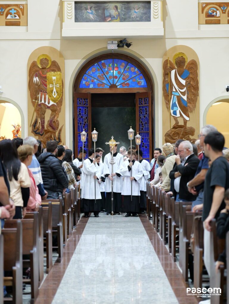 18 ANOS DE ELEVAÇÃO DO SANTUARIO DE SANTA RITA DE EXTREMA