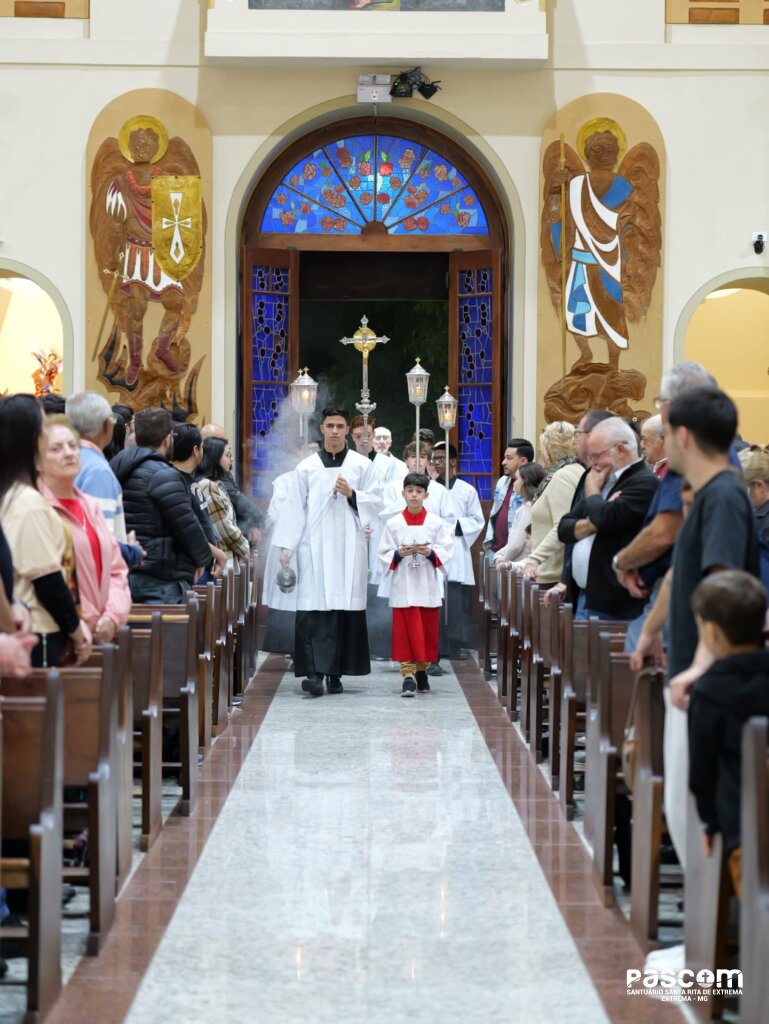 18 ANOS DE ELEVAÇÃO DO SANTUARIO DE SANTA RITA DE EXTREMA